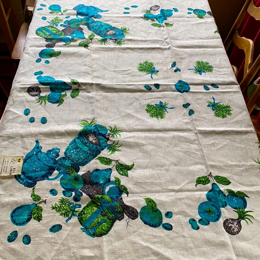 Vintage FL brand 100% linen fruit theme ecru new old stock 52” x 52” tablecloth